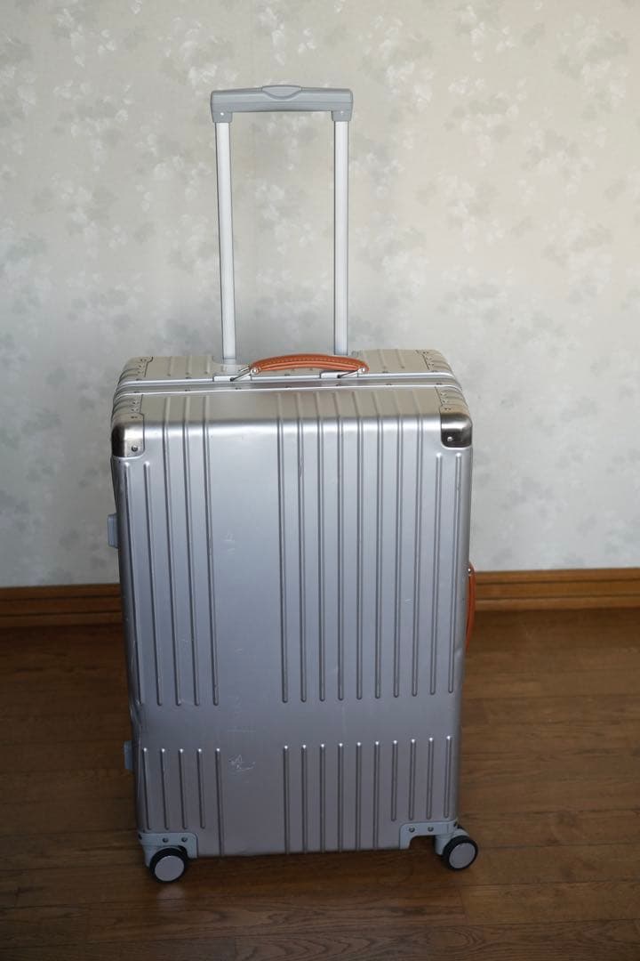 イノベーター innovator スーツケース アルミ 70l