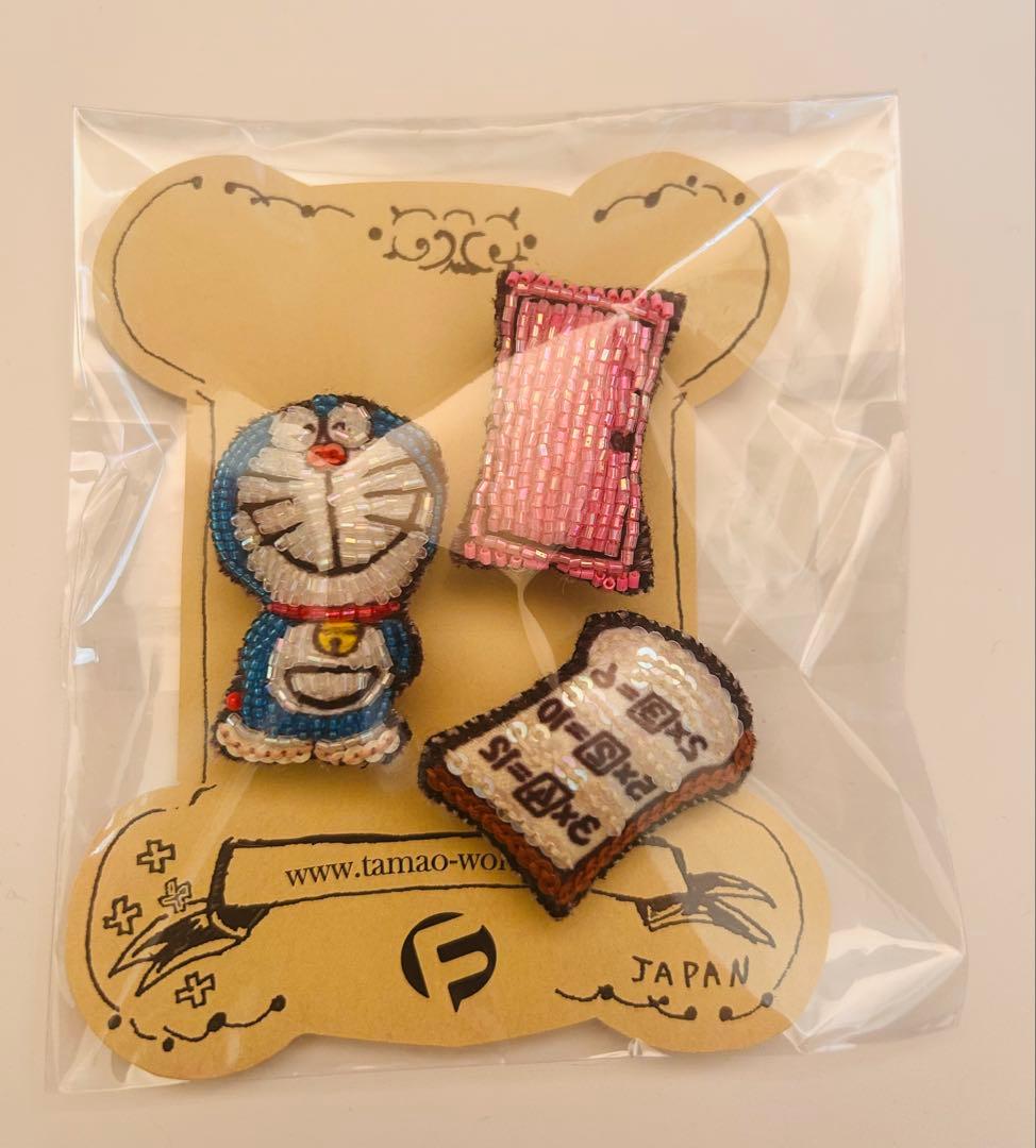 ドラえもん＆どこでもドア＆アンキパン　刺繍ブローチ 藤子不二雄ミュージアム