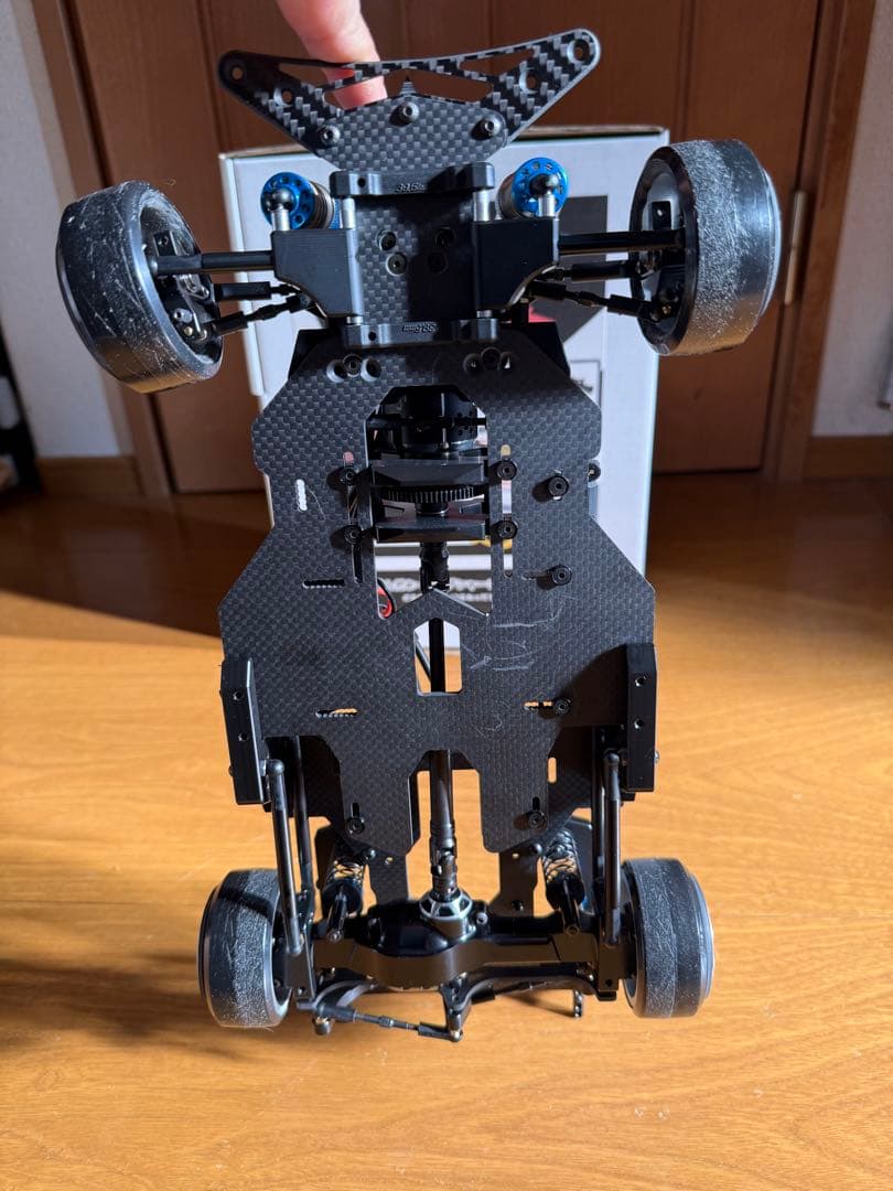 ブサロクフルオプション　谷口信輝選手のAE85風ボディ付き