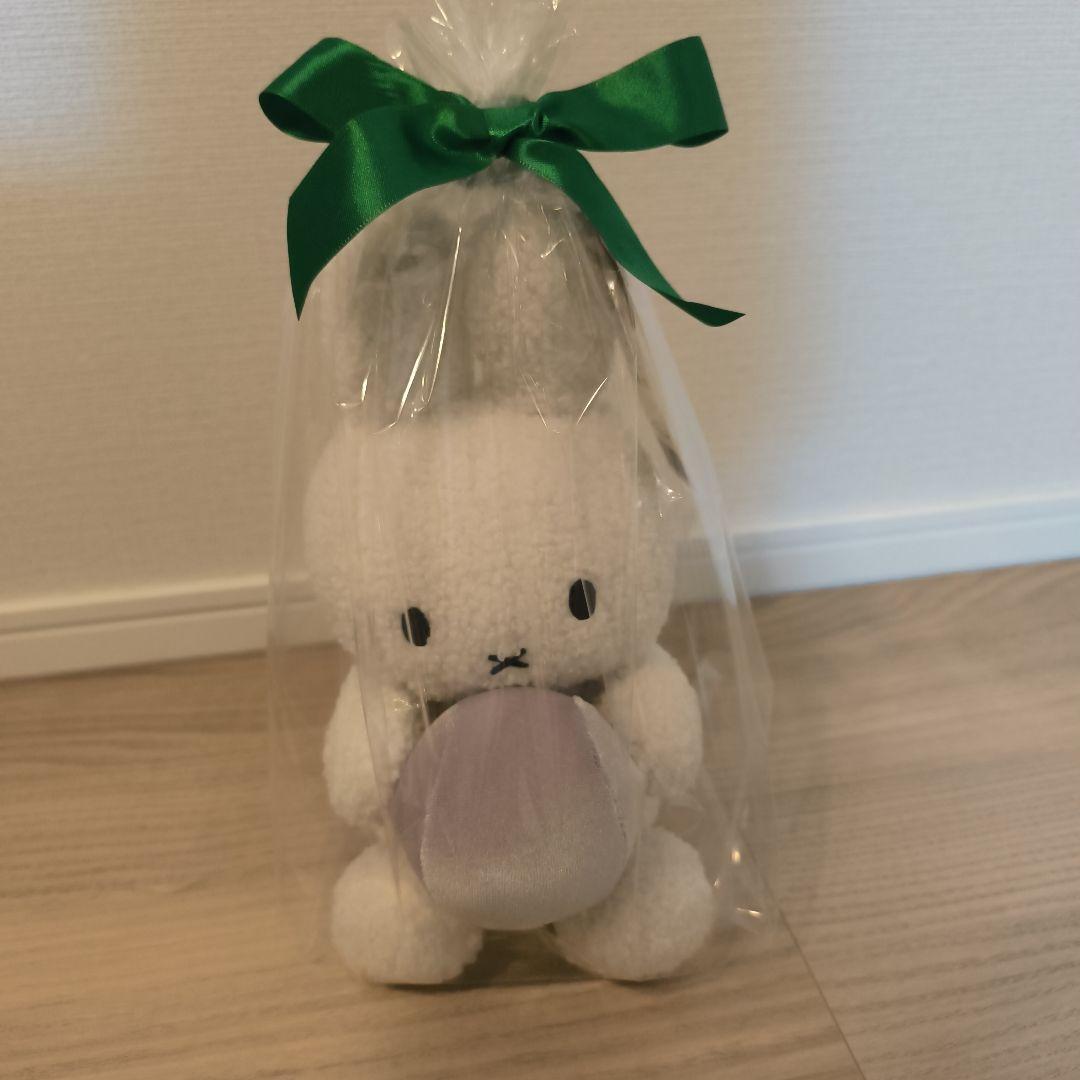 万博オランダ館 ミッフィー オーブぬいぐるみ 大　ラッピング