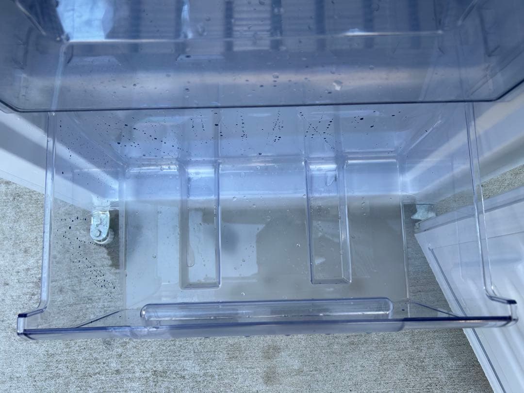 シャープ　SHARP FJ-HS17X 冷凍庫　6段式　ホワイト　送料込