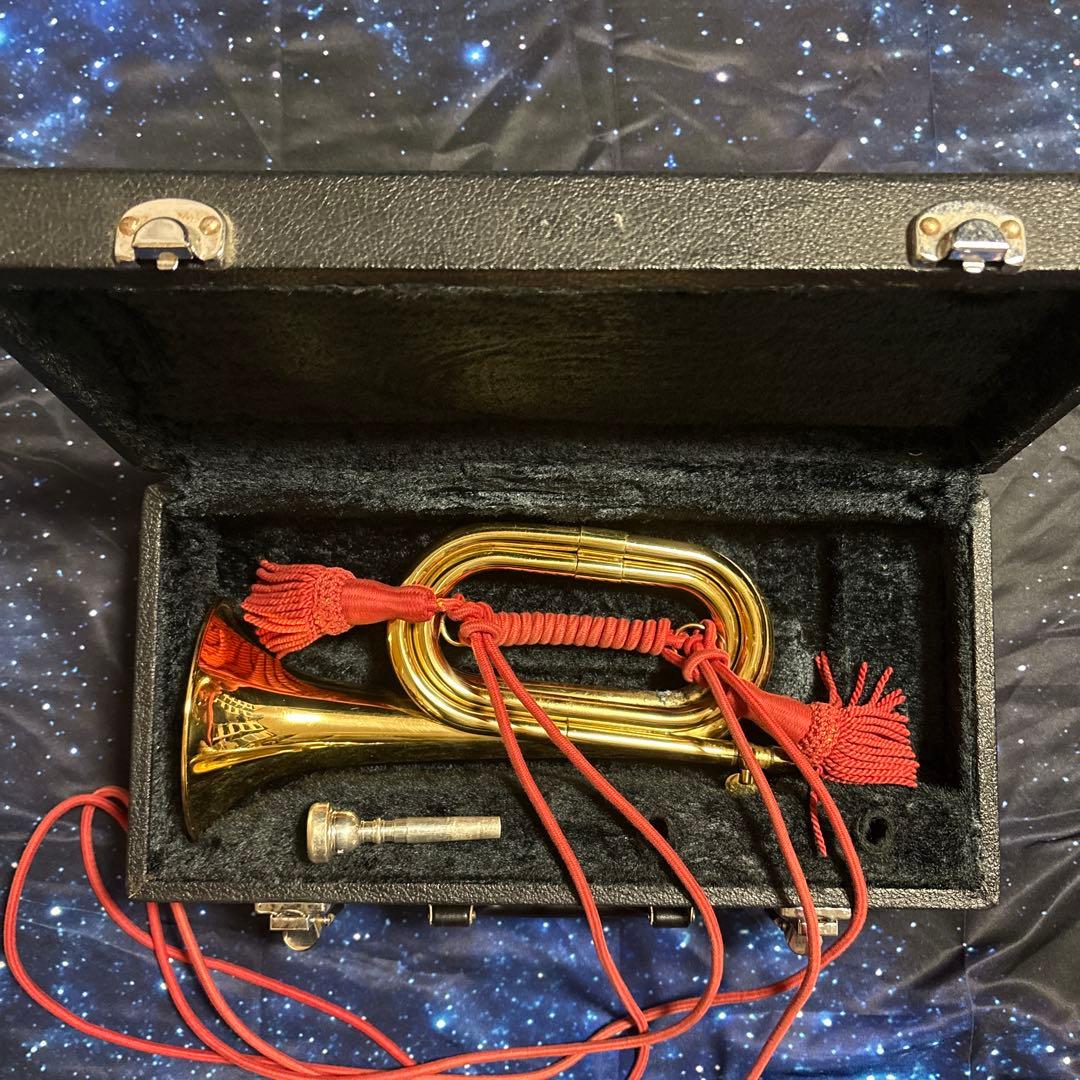 金色トランペット ケース付き