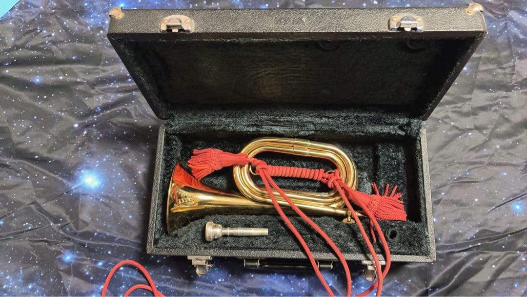 金色トランペット ケース付き