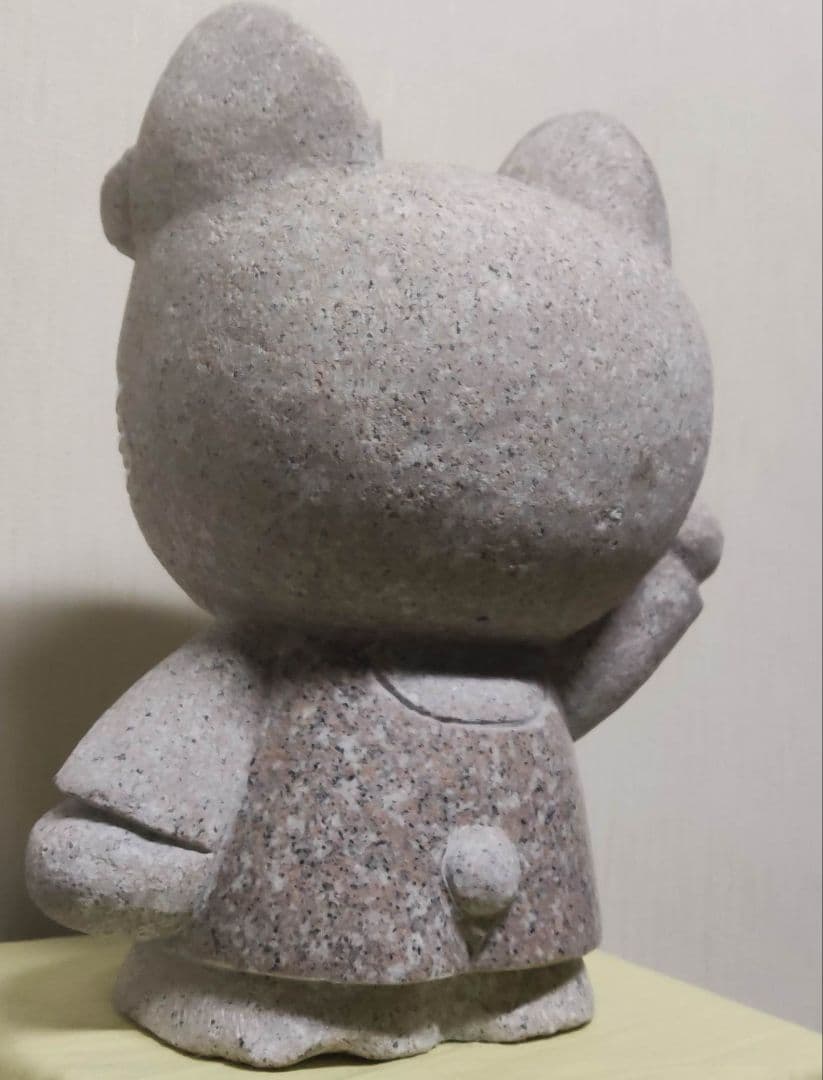 御影石　猫　キャラクター