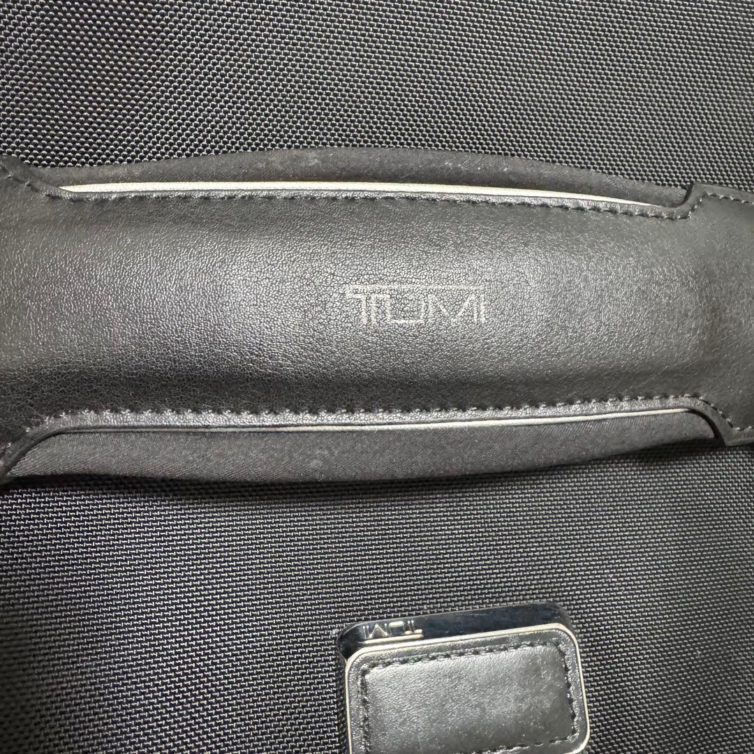 TUMI アリヴェ レスター 255004D2 ビジネスバッグ レザー 本革 紺