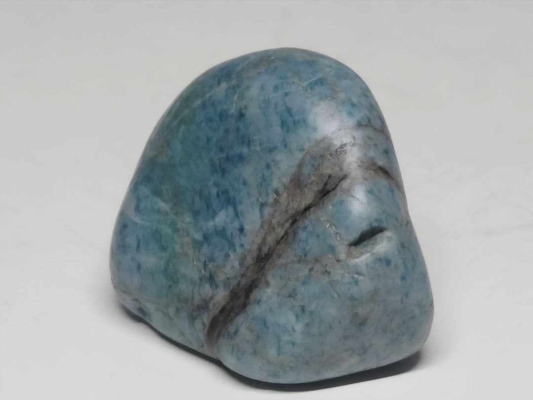 コン沢 32g 翡翠 ヒスイ 原石 鑑賞石 自然石 誕生石 鉱物 鉱石 水石