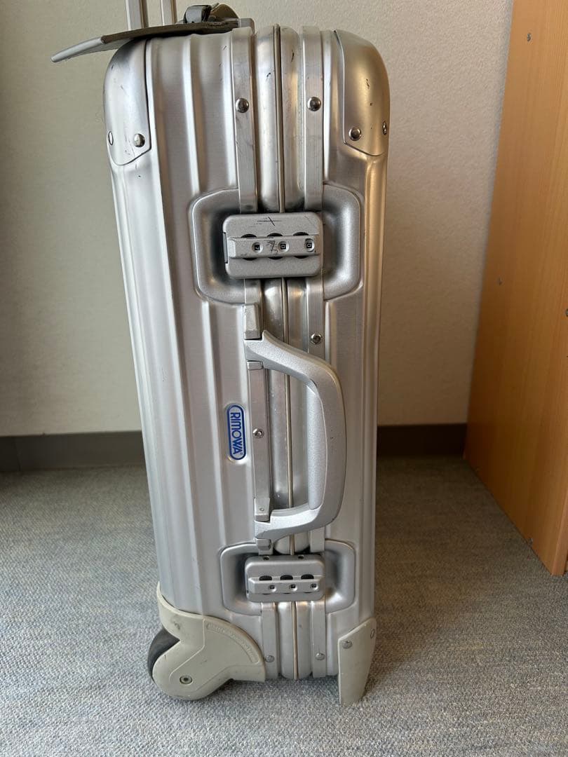 RIMOWA トパーズ 2輪 32L アルミスーツケース - メルカリ