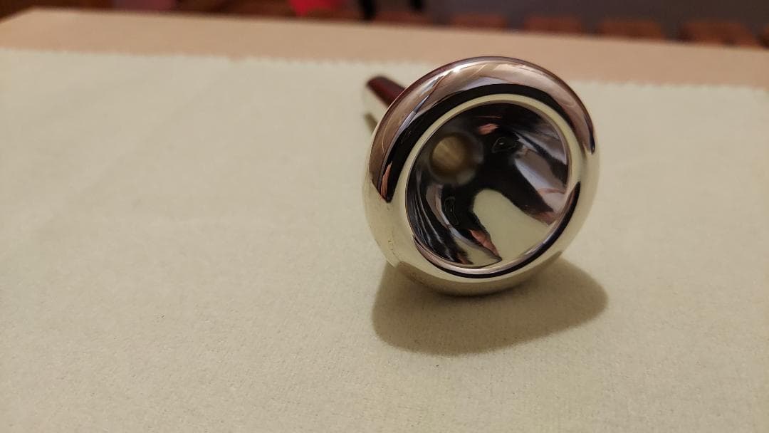 1057 根付 まとめ売り計10点（提げ物 /緒締め /帯留め ）時代物