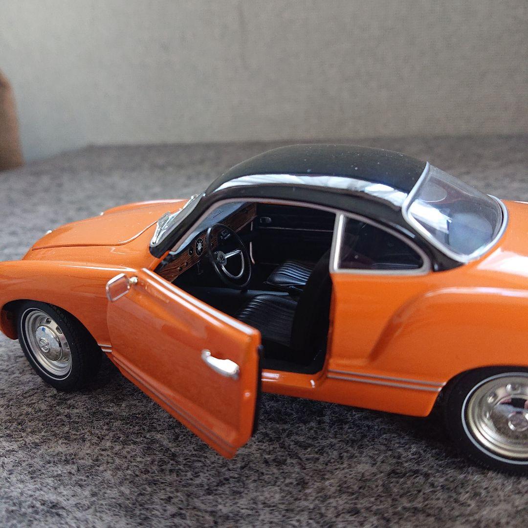 ミニチャンプス　ミニカー　カルマンギア