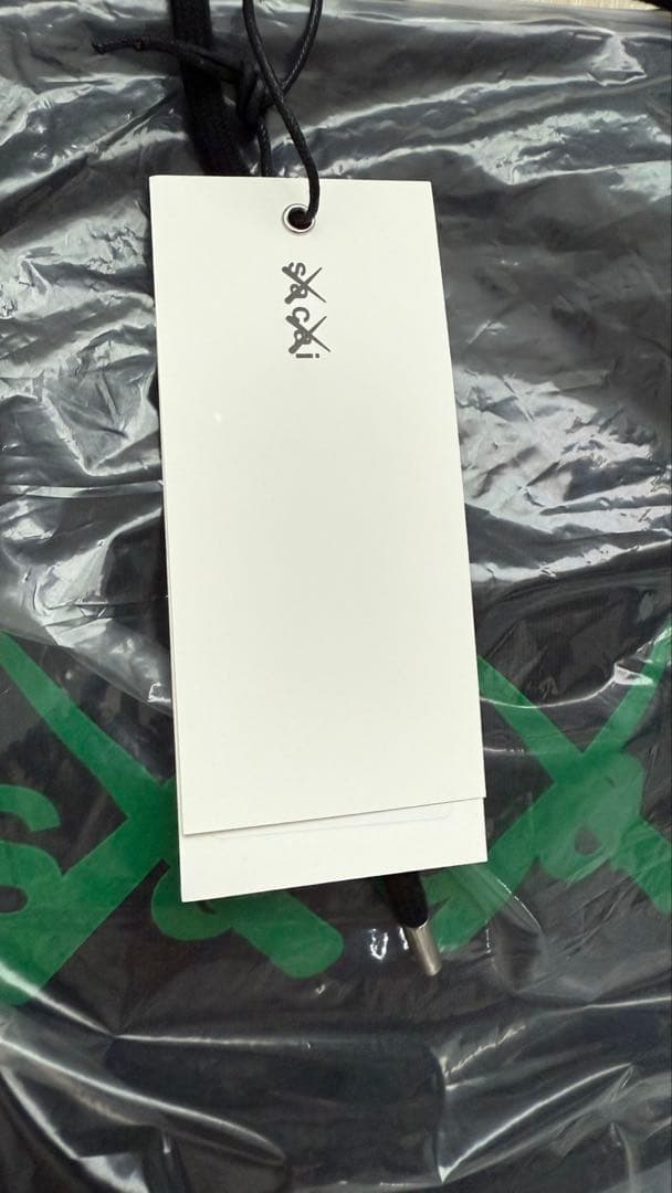 kiki様　【新品未使用】Sacai × Kaws フーディー サイズ1