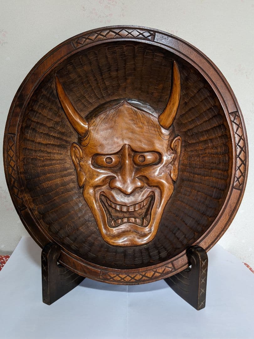 ♢木彫 般若 作家刻印入 壁掛 置物飾り 縁起物 魔除け厄除け開運 古美術