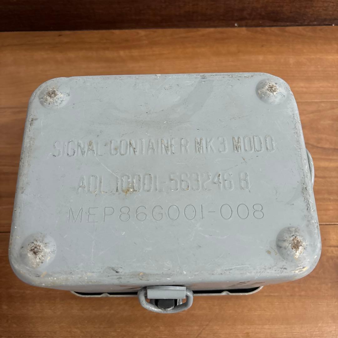 米軍 実物 SIGNAL SMOKE CASE ③ 送料無料