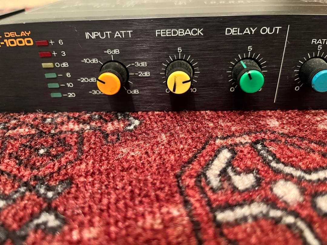 ROLAND SDE1000 中古品 デジタルディレイ　ローランド