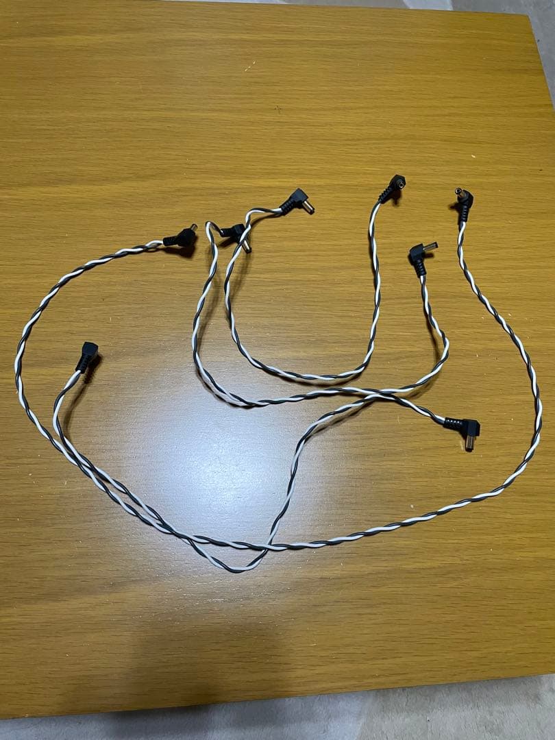 MONTREUX Belden ソルダーレスパッチケーブル、オヤイデDCケーブル