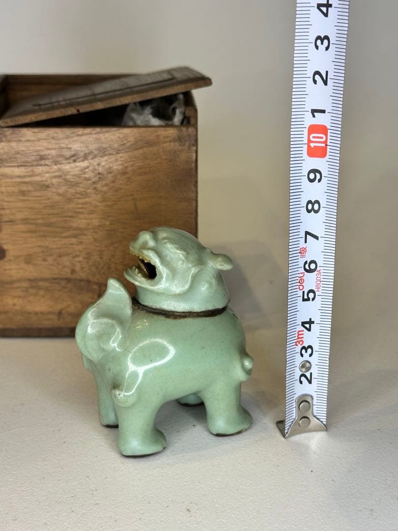 青磁 向獅子香炉 古共箱付 時代物 古美術 骨董品