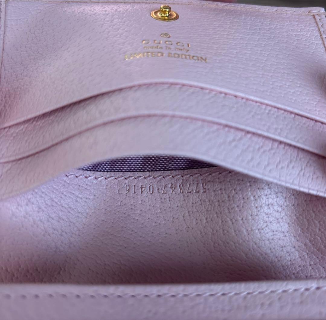 GUCCI グッチ GGブルームス コンパクト折り財布 ピンク 日本限定　未使用