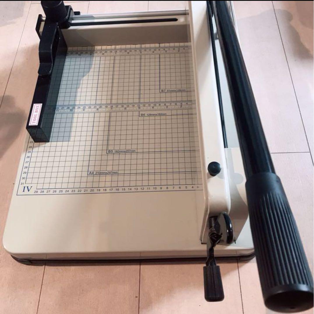 大型裁断機　ペーパーカッター 400枚まで裁断可能　替え刃と刃受け木付き