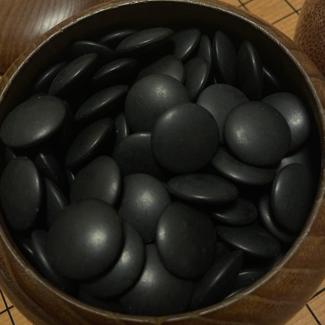 【極厚5.8寸】足付碁盤 新榧 柾目 17.5cm 天然蛤碁石 銘木碁笥セット