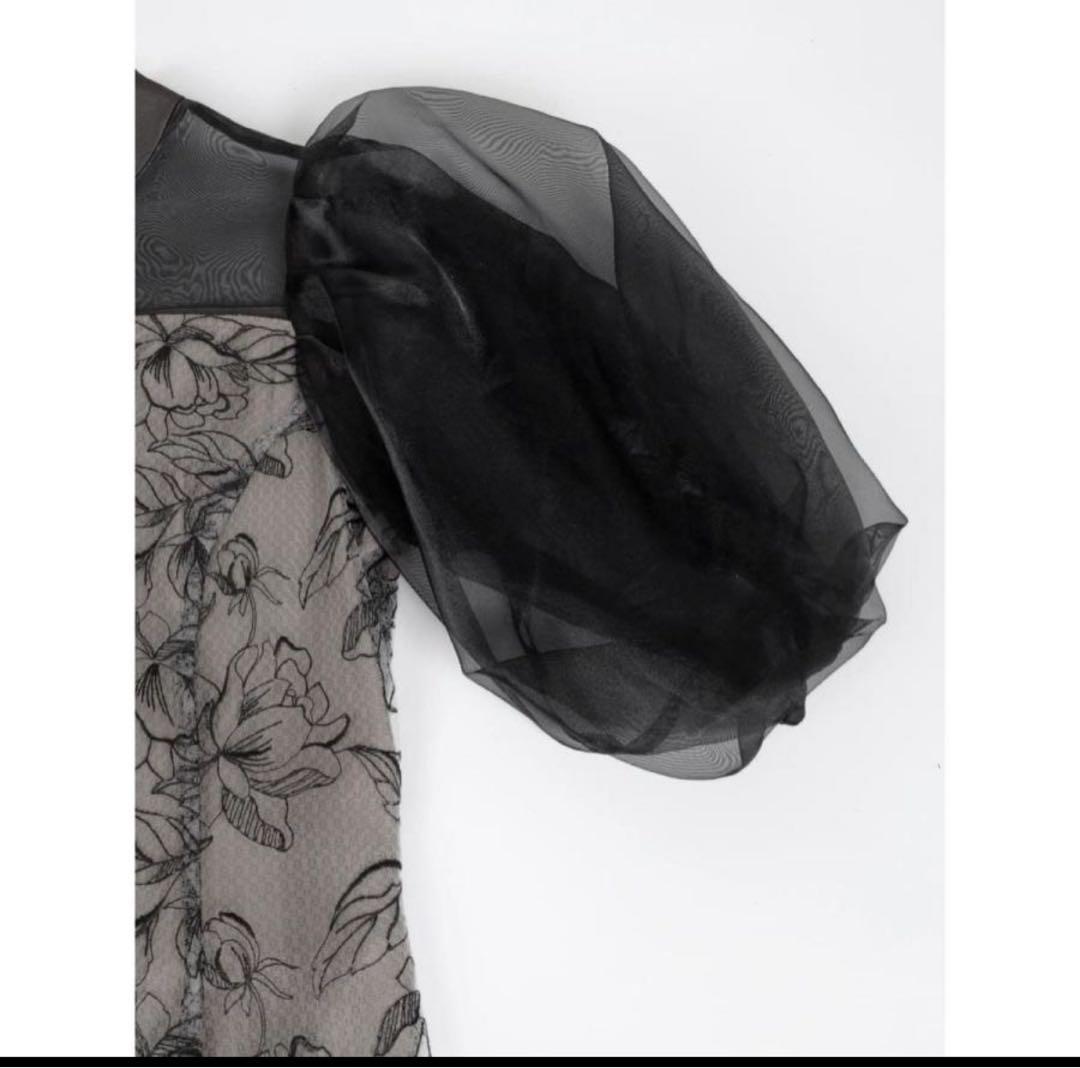 専用⭐︎フラワープリント パフスリーブドレス　petirobe オケージョン