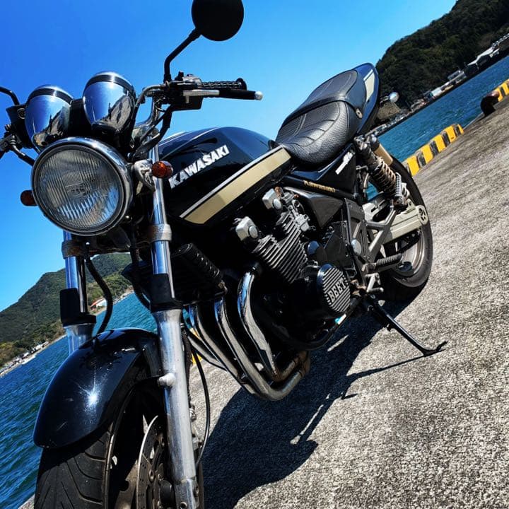 ゼファー400、ゼファーχ外装一式 タイガーカラー - メルカリ