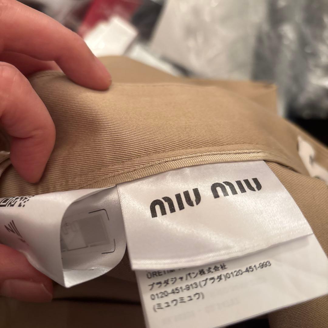 io！　miumiu プリーツスカート