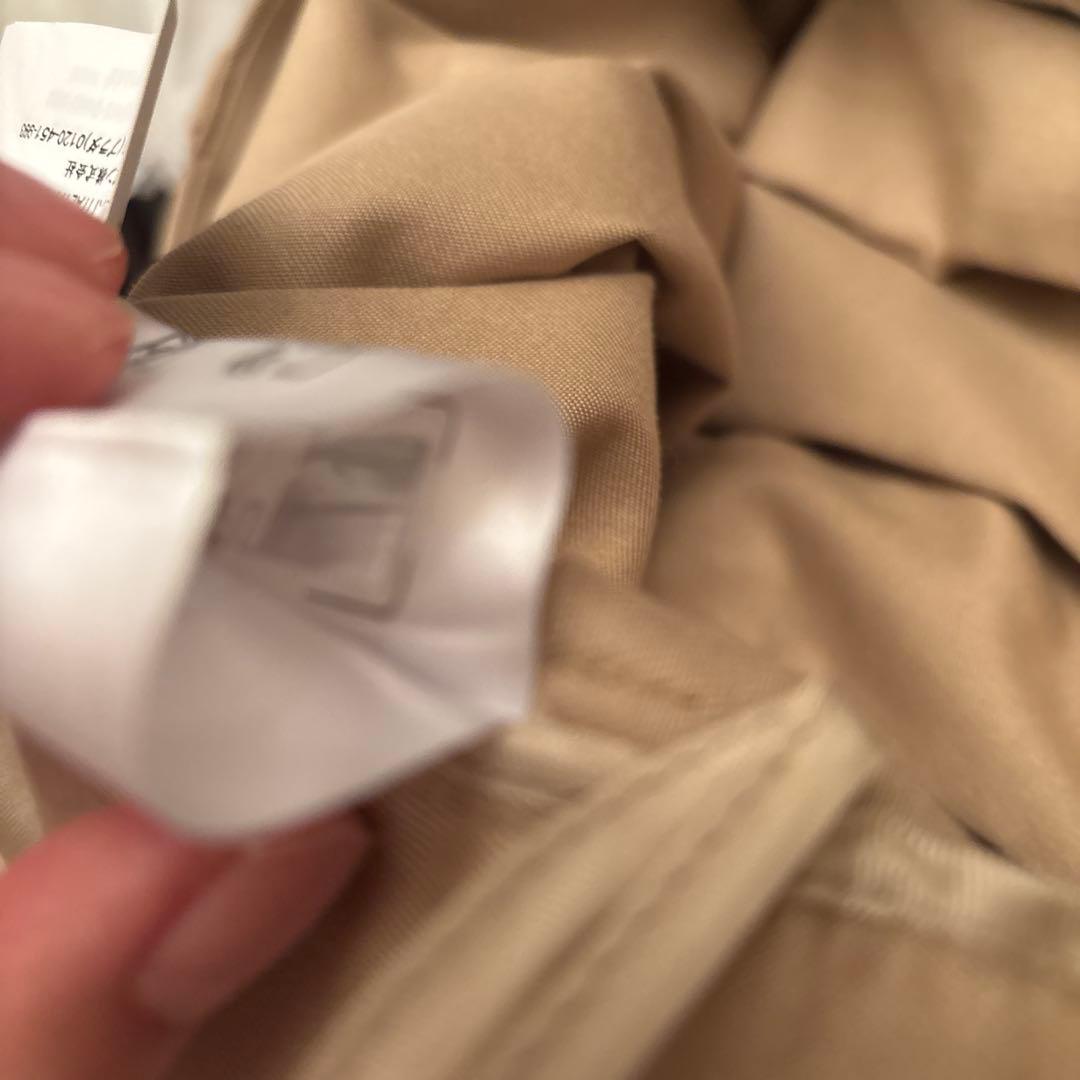 io！　miumiu プリーツスカート