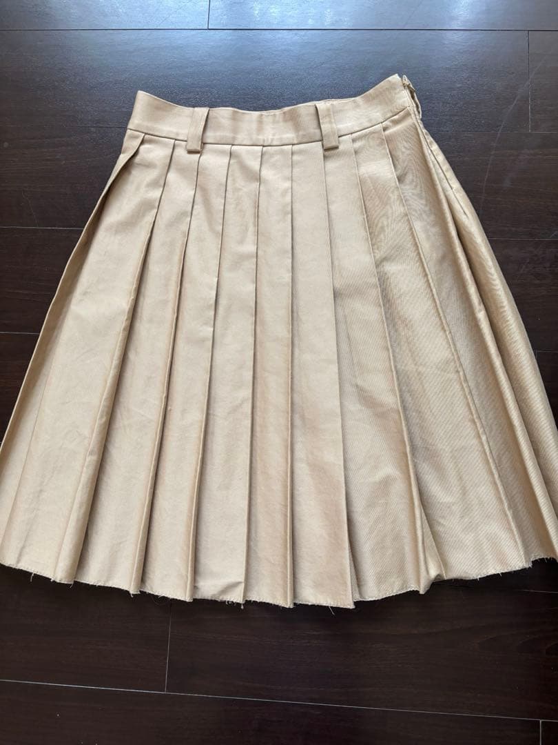 io！　miumiu プリーツスカート