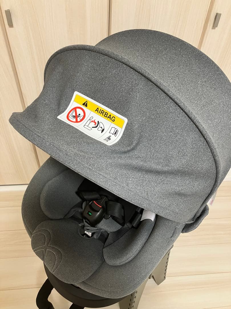 エールべべ クルット4i プレミアムⅢ ISOFIXグレー　BF871