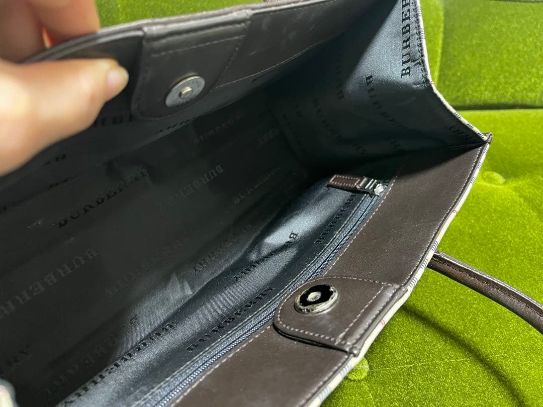 美品 バーバリー　ロゴプレート　ハンドバッグ　スクエア