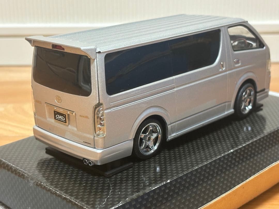 DISM 1/24 ハイエース 200系 SUPER GL D.A.D エアロ