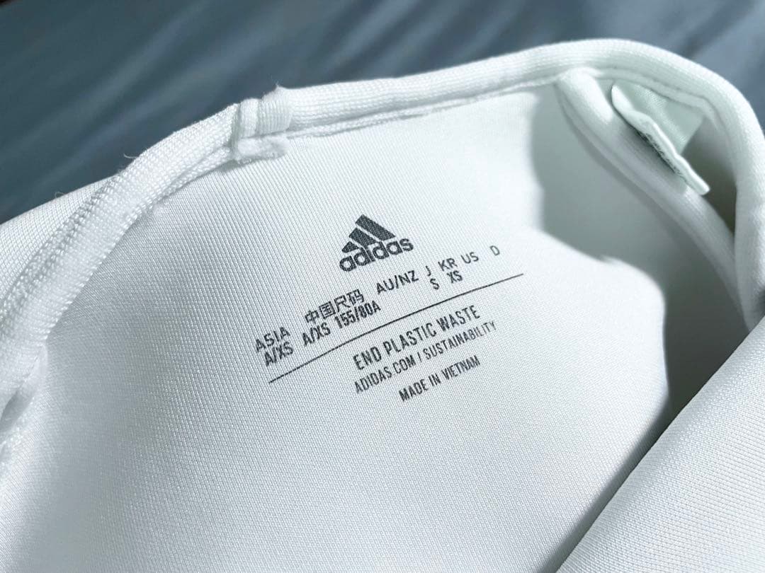 アディダス ダンボールニット ホワイト セットアップ XS