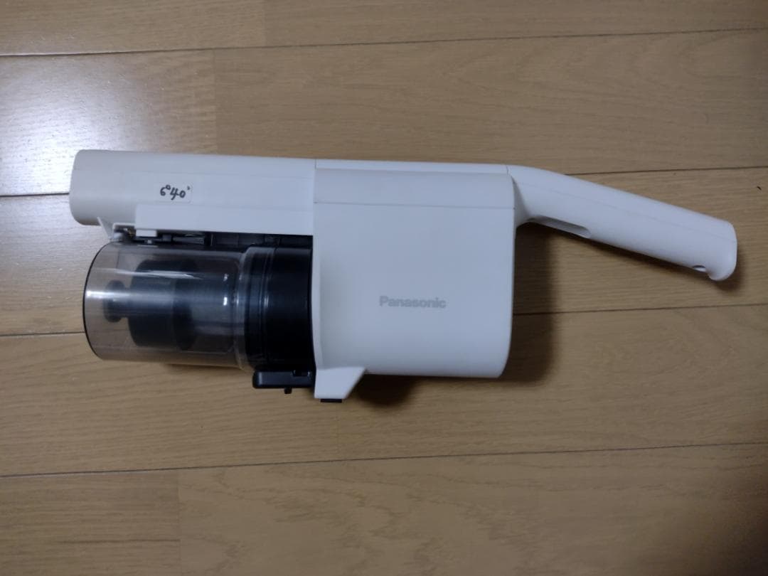 パナソニック☆掃除機☆MC-SB33J☆2023年製☆バッテリー新品と同等☆13
