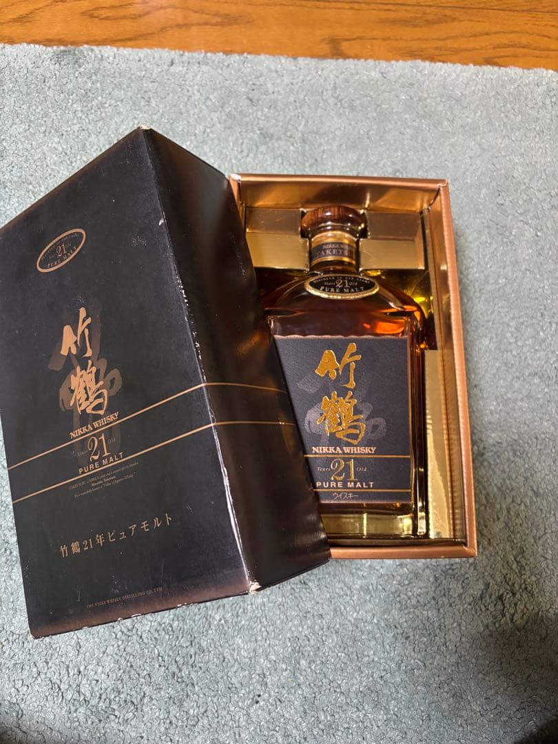 終売品　　ニッカ　竹鶴 21年 ピュアモルト ニッカ 竹鶴21年 ピュアモルト ミニボトル] 買取金額は？ | 買取実績