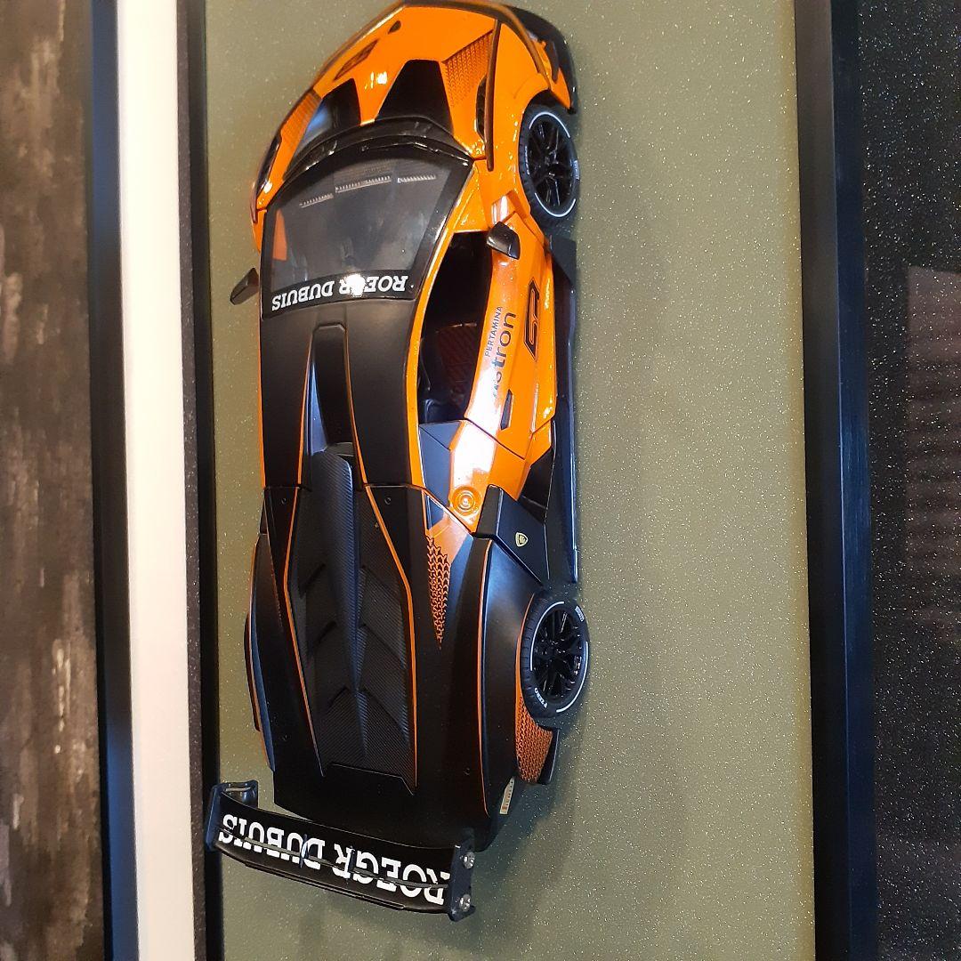 希少　生産少　輸入雑貨　ランボルギーニ　フィギア付　特殊アートパネル　黒縁