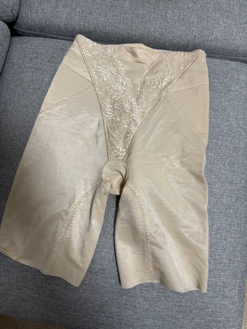 アールイズドレス　ブライダルインナー　リゾート婚　E70