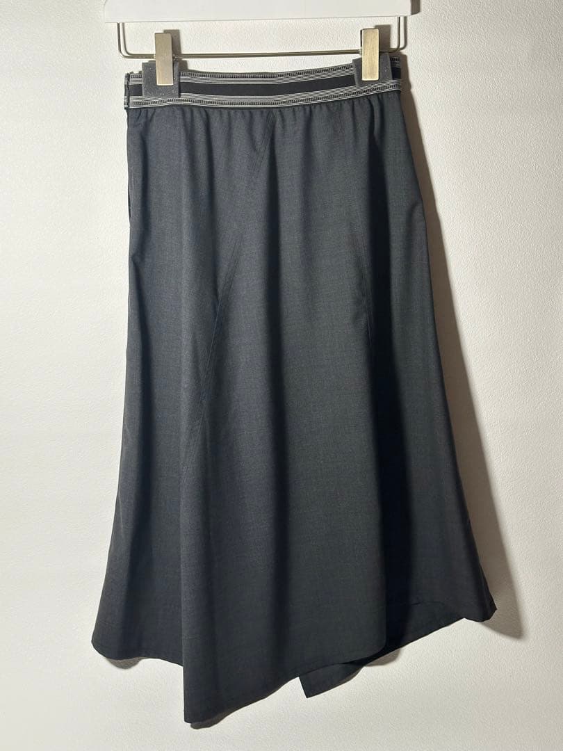 美品　ロエベ　春夏　スカート　アシンメトリー　膝下丈　グレー