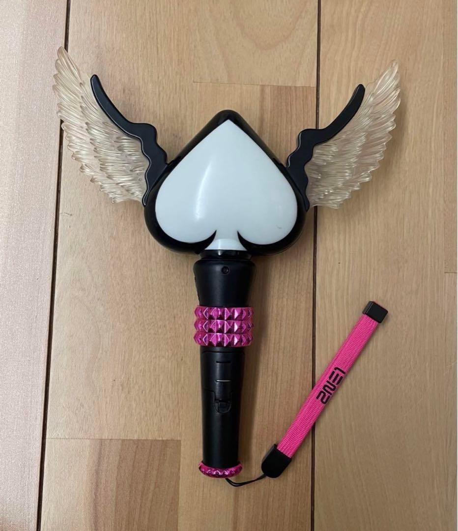2NE1 ペンライト ハート型 翼付き 2個セット