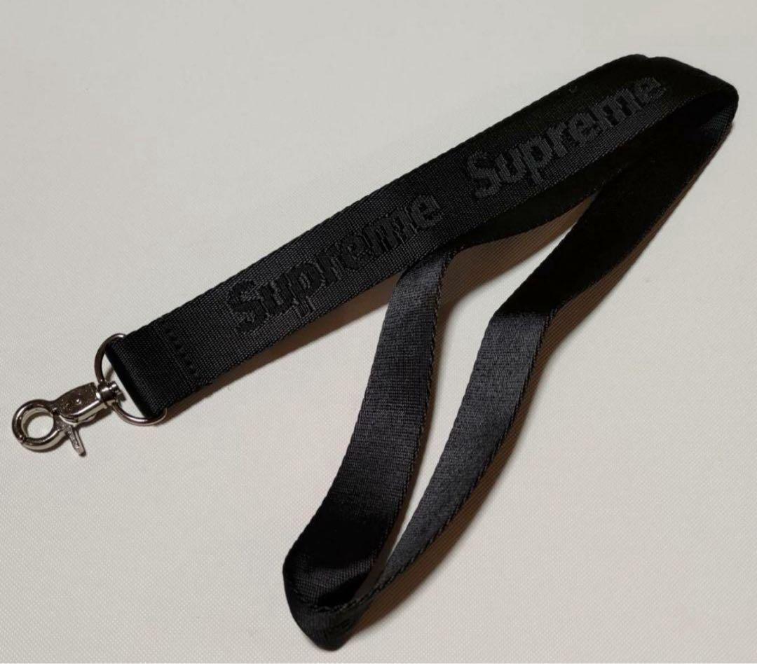 supremeネックストラップ supreme ネックストラップ Supreme ネック