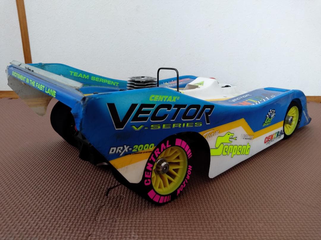 SERPENTサーパント 1/8 VECTORベクター エンジンカー フルセット