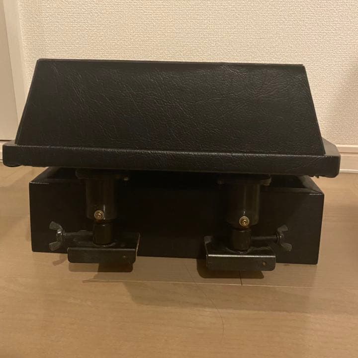 人気 ムツミ ピアノ補助ペダル（M60）専用ケース付き