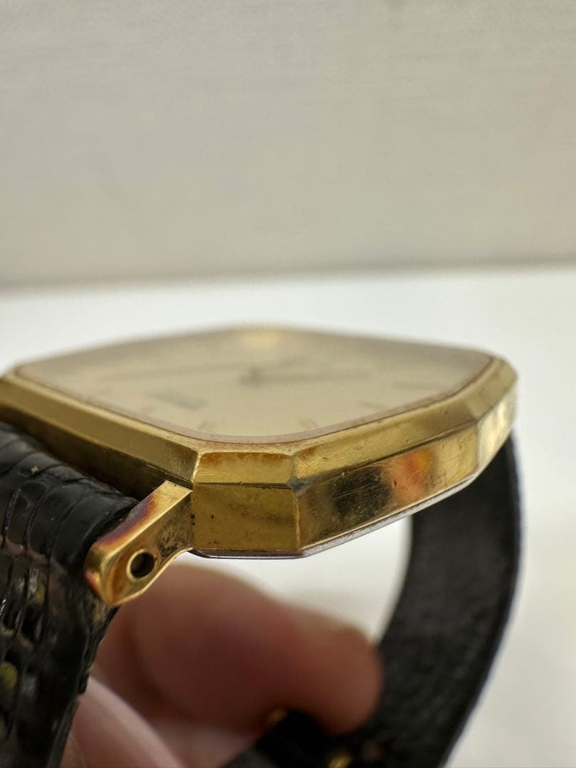 SEIKO Dolce クォーツ腕時計 ゴールド　稼働品！金時計！