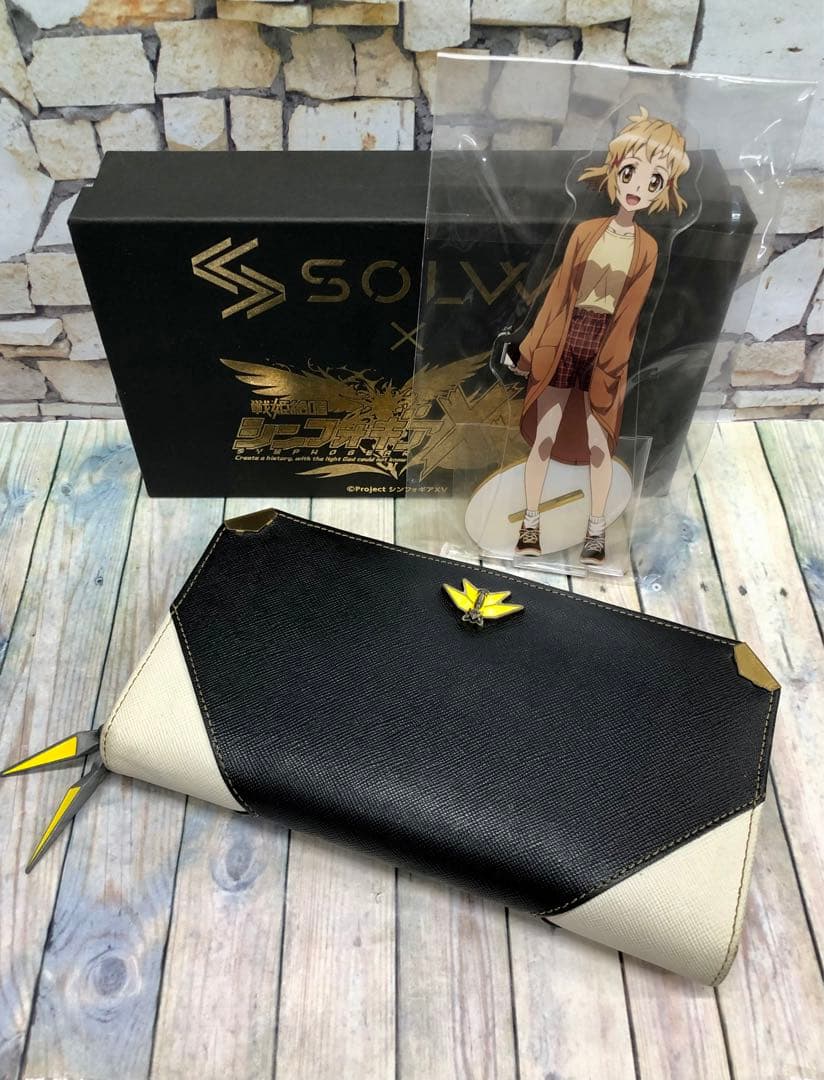 戦姫絶唱シンフォギアXV SOLWA 本革長財布 響ver. アクスタ付き テ*
