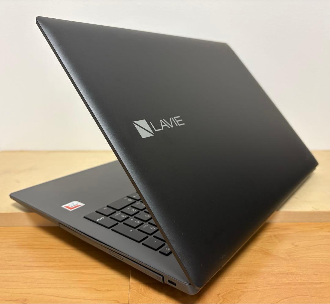 LAVIE Direct NS(A)GN31WQ (A9/16GB/120GB)