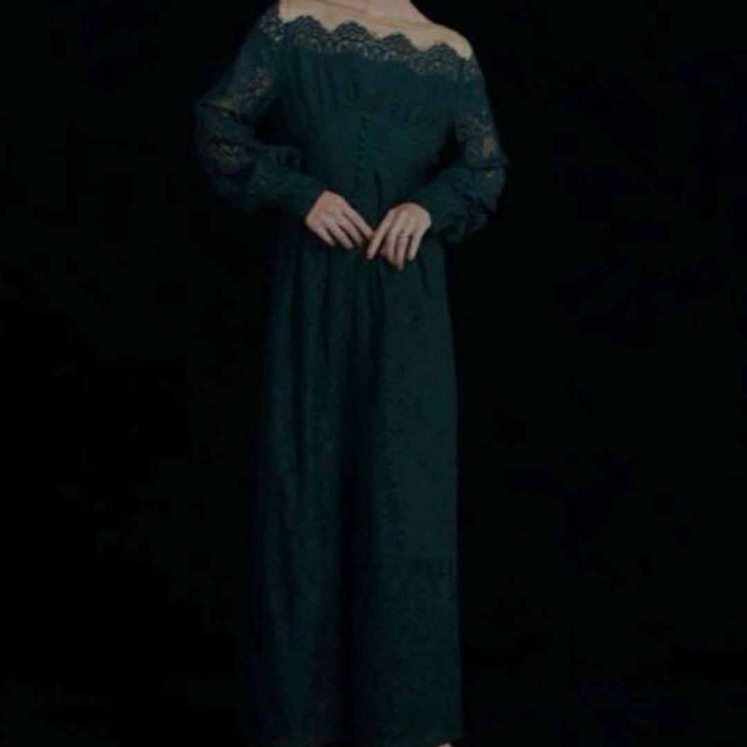 未使用★Ameri★OFF SHOULDER LACE LIKE ROMPERS