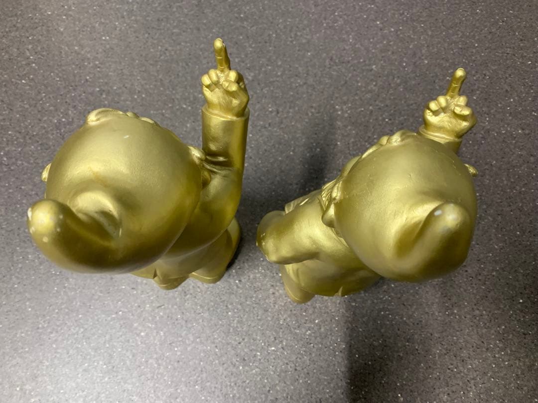 Unconventional Dwarf by Ottmar Hor アート