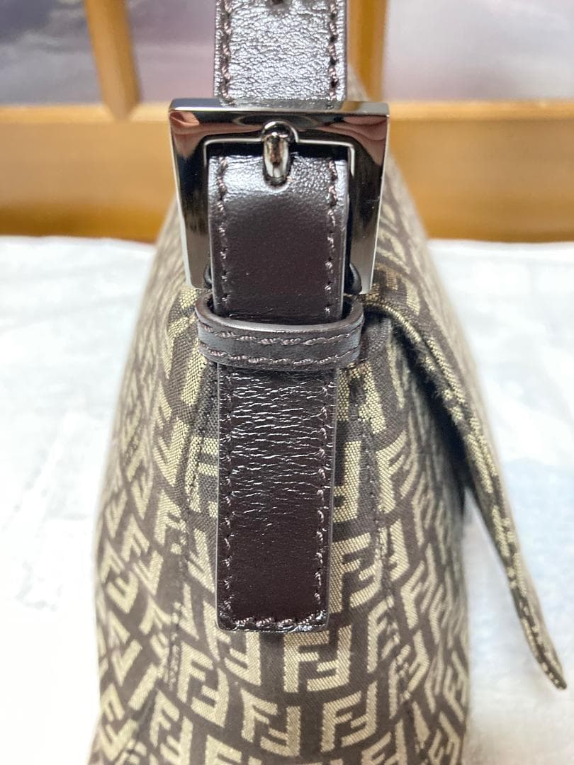 FENDI(フェンディ)マンマバケット ズッカ ショルダーバッグ 8BR001