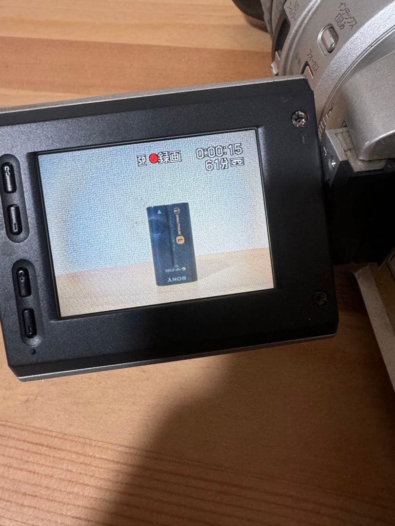 ビデオカメラ DCR-VX2000