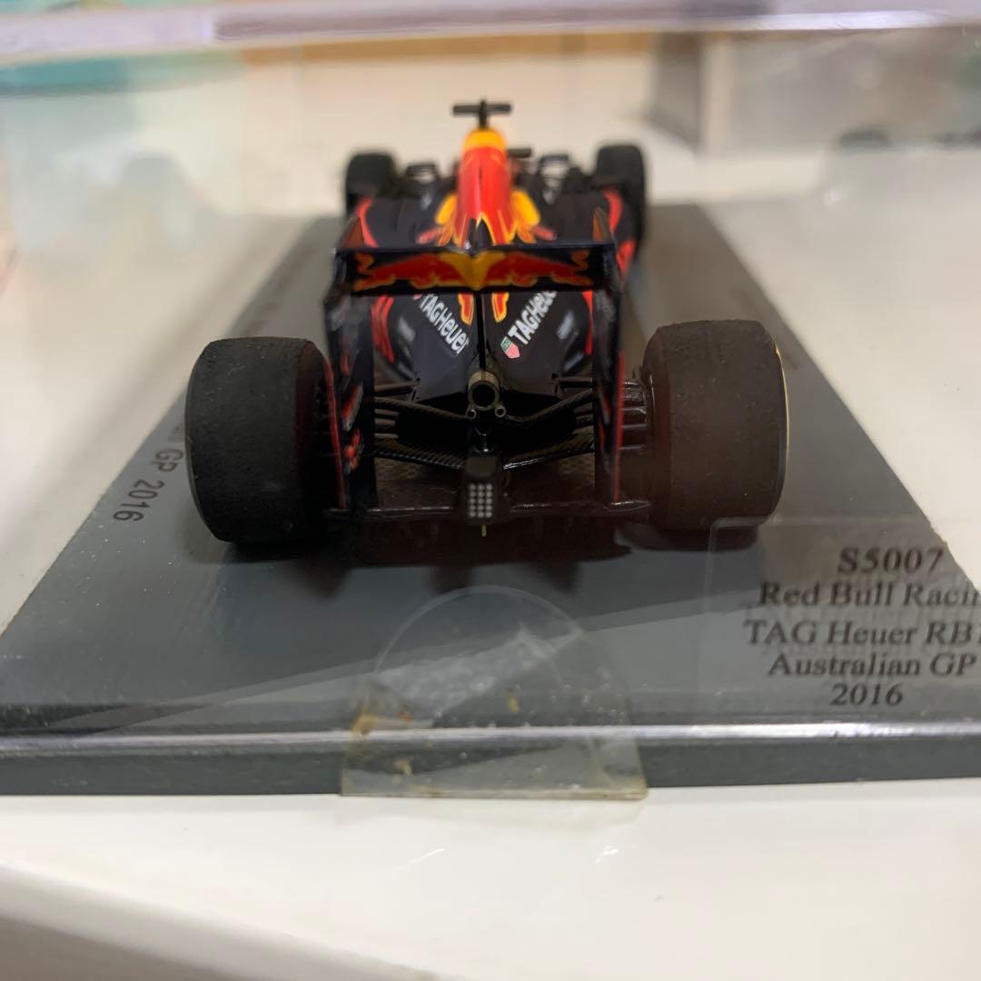 F1 2016 ニコ・ロズベルグ ミニカー