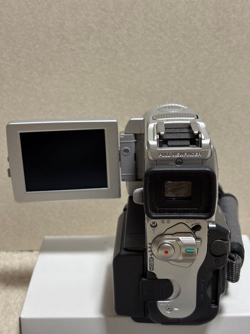 SONY ハンディカム・ビデオカメラDCR-PC101