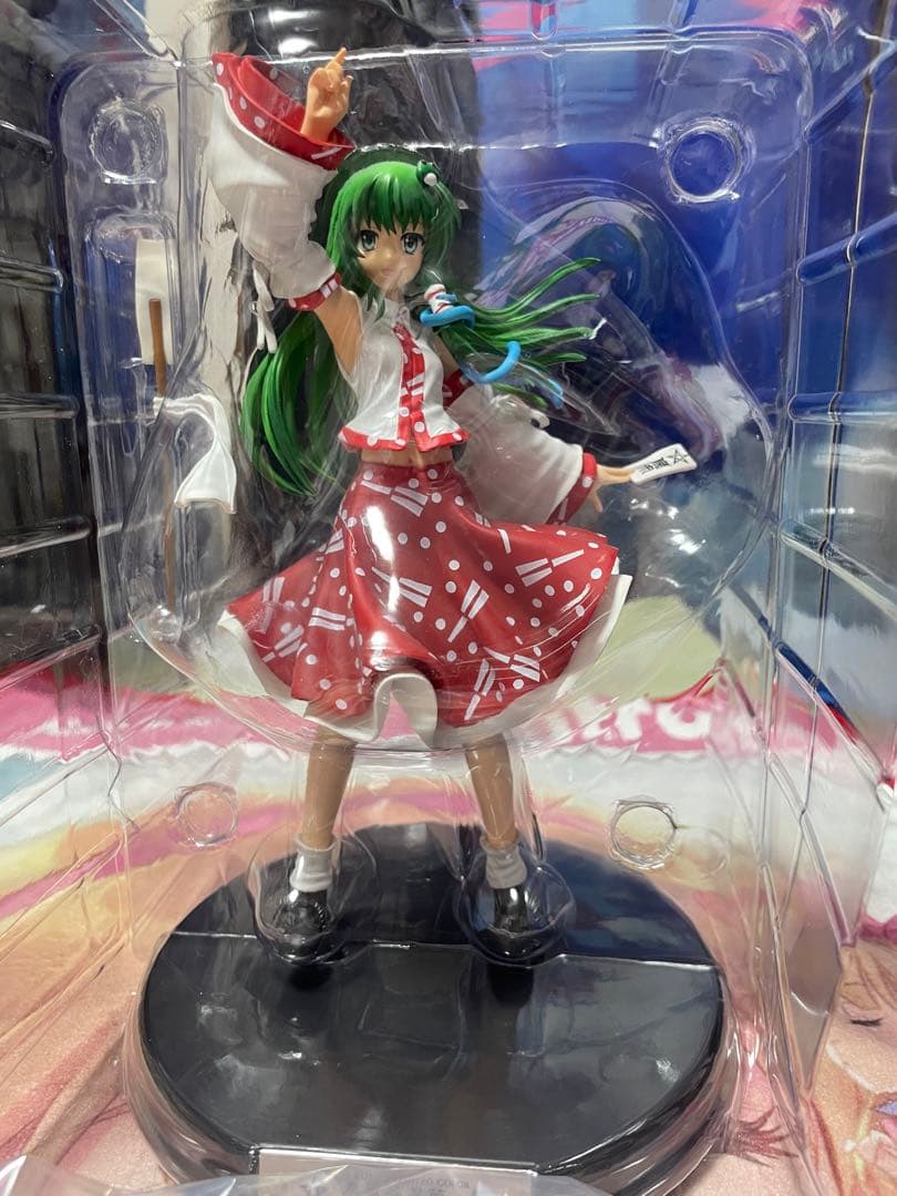 祀られる風の人間 東風谷早苗～限定カラー～ 「東方Project」